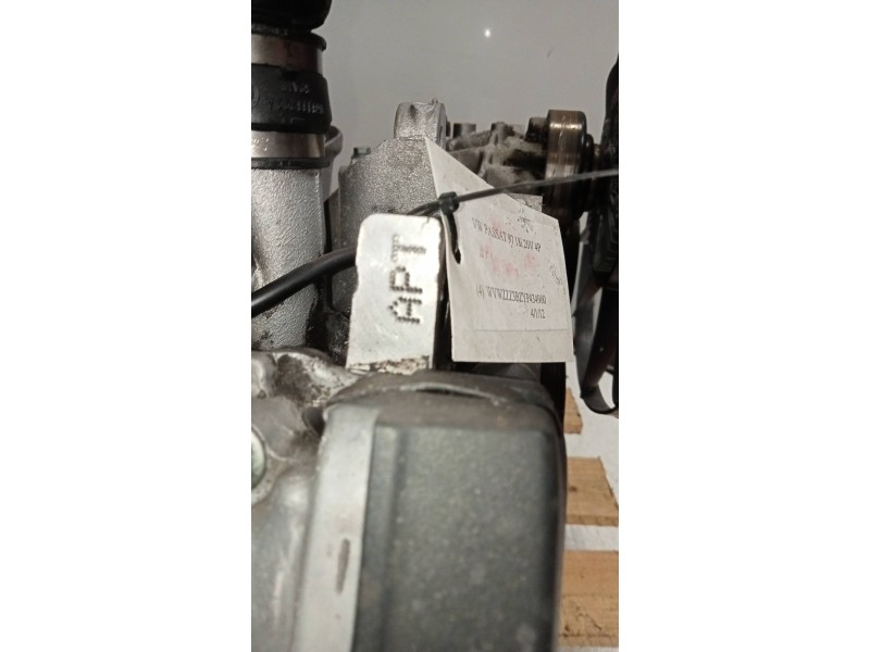 Recambio de motor completo para volkswagen passat berlina (3b2) 1.8 referencia OEM IAM APT 071153 