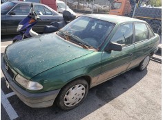 opel astra f berlina del año 1996