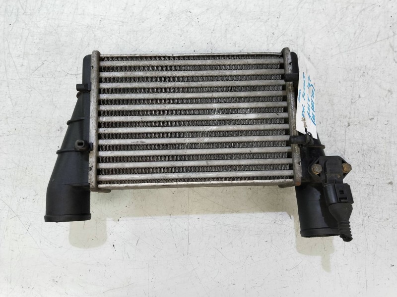Recambio de intercooler para volkswagen passat berlina (3b2) 1.8 20v turbo referencia OEM IAM   