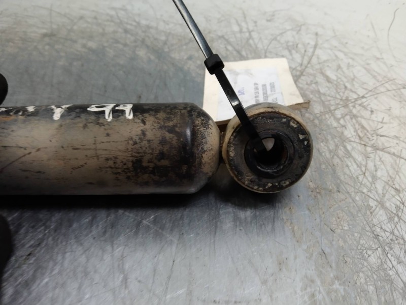 Recambio de amortiguador delantero para suzuki jimny sn (fj) hard top jlx referencia OEM IAM   