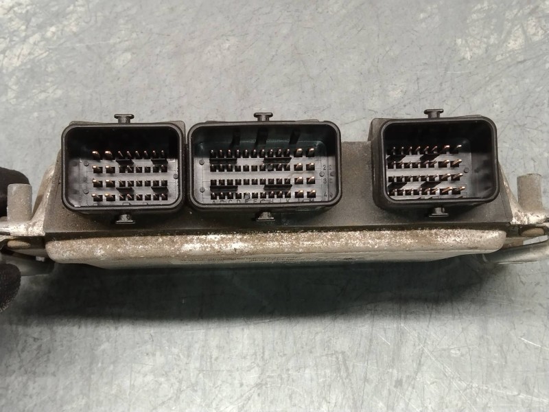 Recambio de centralita motor uce para citroen c2 vtr referencia OEM IAM 0261207999 9650347780 