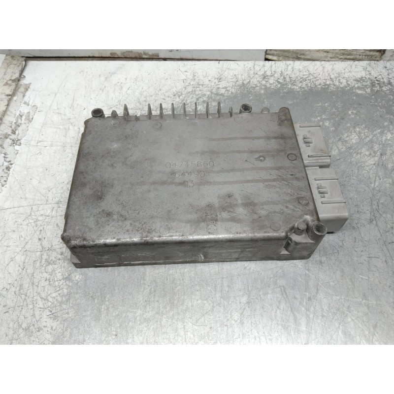 Recambio de centralita motor uce para chrysler stratus cabrio (jx) 2.5 limited referencia OEM IAM P04671404AI 1404AI 