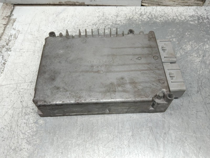 Recambio de centralita motor uce para chrysler stratus cabrio (jx) 2.5 limited referencia OEM IAM P04671404AI 1404AI 