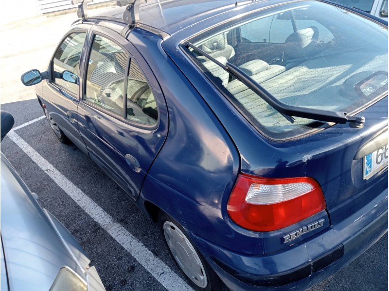 renault megane i fase 2 berlina (ba0) del año 2001