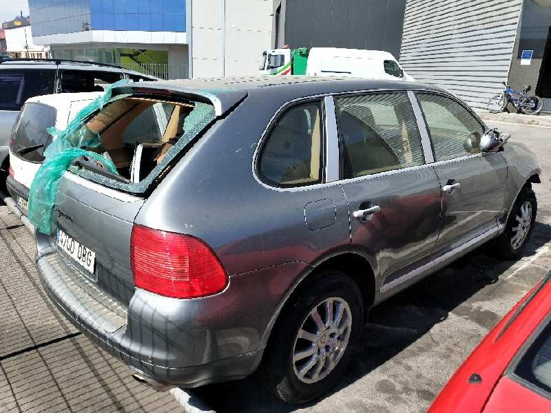 porsche cayenne (typ 9pa) del año 2004