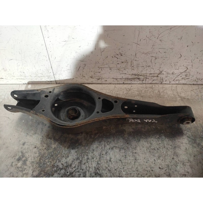 Recambio de brazo suspension inferior trasero derecho para volkswagen touran (1t2) edition referencia OEM IAM   