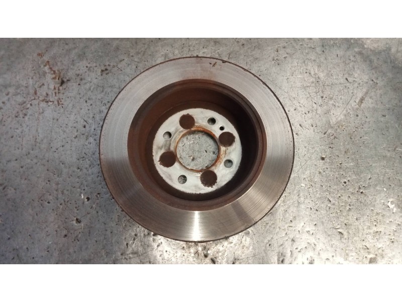 Recambio de disco freno trasero para kia rio uefa euro 2016 referencia OEM IAM   