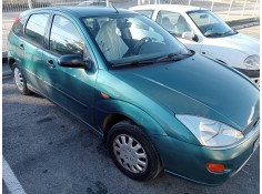 ford focus berlina (cak) del año 2000
