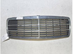Recambio de rejilla delantera para mercedes clase c (w202) berlina 250 diesel (202.125) referencia OEM IAM   