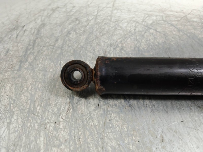 Recambio de amortiguador trasero para suzuki jimny sn (fj) 1.5 ddis turbodiesel cat referencia OEM IAM   