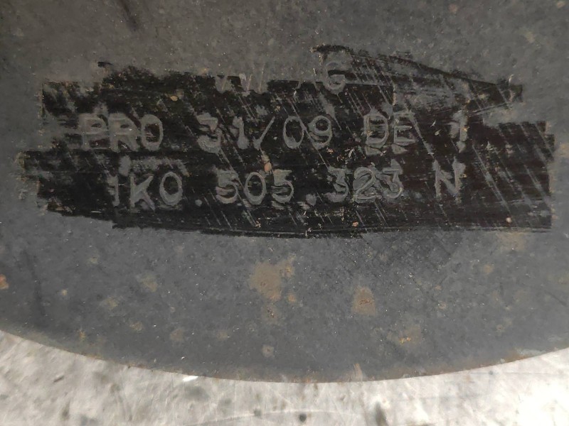 Recambio de brazo suspension superior trasero derecho para volkswagen touran (1t2) edition referencia OEM IAM 1K0505323N  