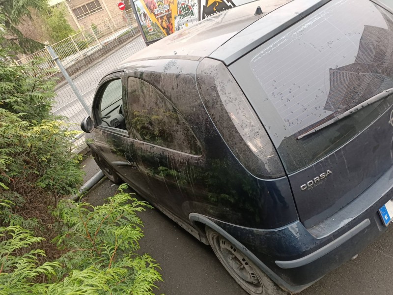 opel corsa c del año 2004