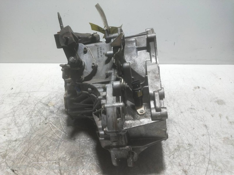 Recambio de caja cambios para chevrolet nubira wagon 2.0 diesel cat referencia OEM IAM BF BW3261 007757