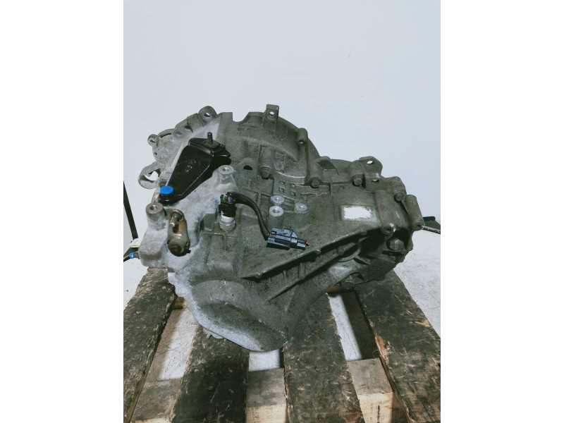 Recambio de caja cambios para volvo s40 berlina 2.0 16v referencia OEM IAM P30616029 029M56H T106106 5V