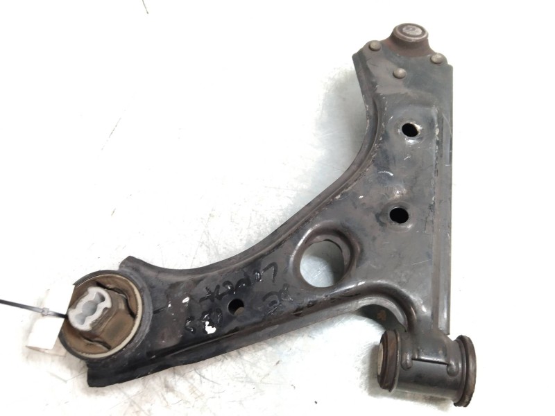 Recambio de brazo suspension inferior delantero derecho para fiat linea (110) 1.3 16v jtd cat referencia OEM IAM   