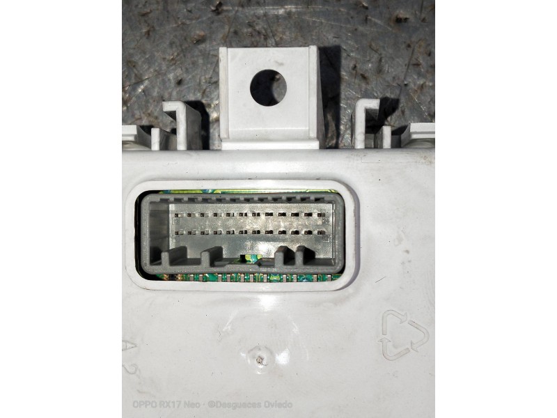 Recambio de modulo electronico para renault captur helly hansen referencia OEM IAM 283468105R  