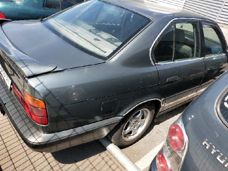 bmw serie 5 berlina (e34) del año 1989