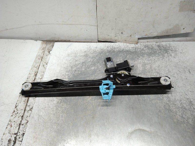 Recambio de elevalunas delantero derecho para opel combo d expression l1h1 referencia OEM IAM 51810879 37187000 72027003 4P