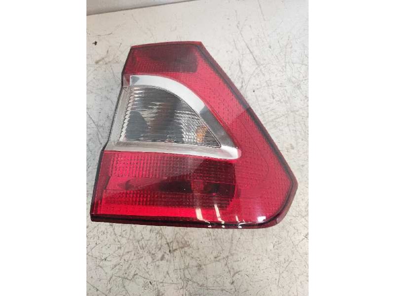 Recambio de piloto trasero derecho para ford galaxy (ca1) 2.0 tdci cat referencia OEM IAM 8M2113404EQ  