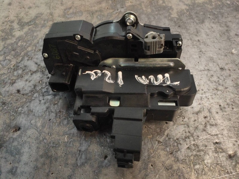 Recambio de motor cierre centralizado trasero izquierdo para opel antara 2.2 cdti cat (a 22 dm / lqn) referencia OEM IAM   