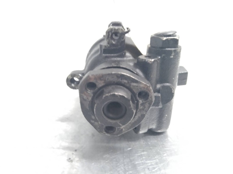 Recambio de bomba direccion para volkswagen polo berlina (6n1) 1.6 referencia OEM IAM   