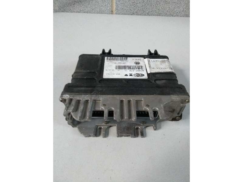 Recambio de centralita motor uce para volkswagen polo berlina (6n1) 1.6 referencia OEM IAM IAW1AVV0 032906030E 6160035501