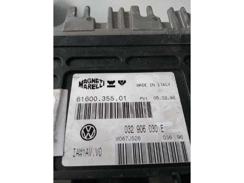 Recambio de centralita motor uce para volkswagen polo berlina (6n1) 1.6 referencia OEM IAM IAW1AVV0 032906030E 6160035501