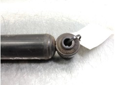 Recambio de amortiguador trasero para suzuki vitara se/sv (et) 1.9 td largo lujo referencia OEM IAM    2