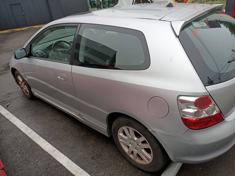 honda civic berlina 3 (ep1/2) del año 2003