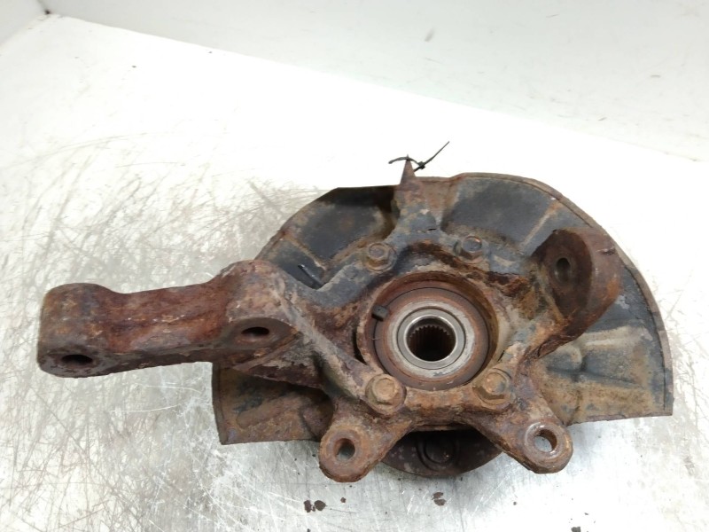 Recambio de mangueta delantera izquierda para suzuki grand vitara jb (jt) 1.9 ddis turbodiesel referencia OEM IAM   