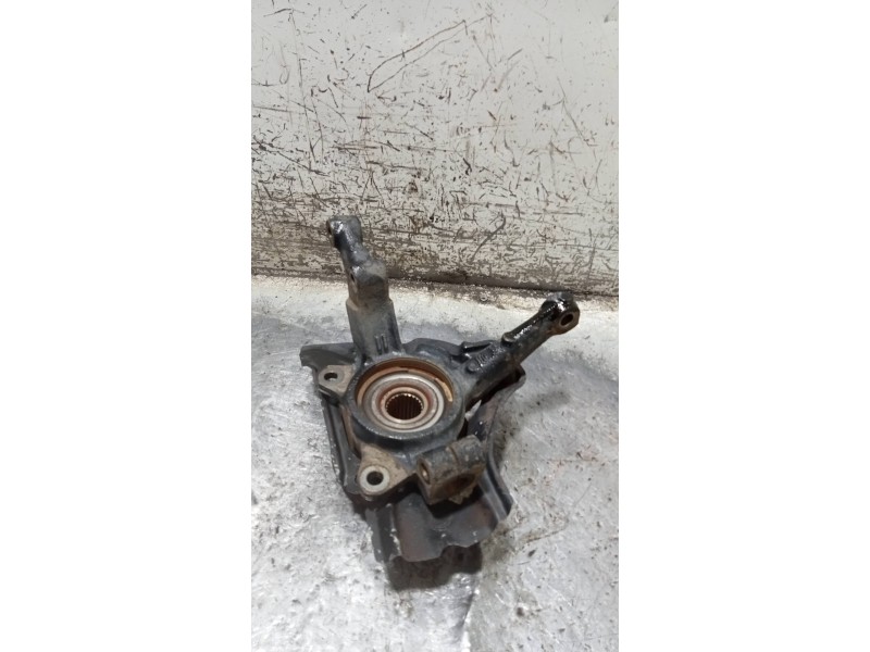Recambio de mangueta delantera derecha para fiat bravo (182) jtd 105 / 100 sx referencia OEM IAM   