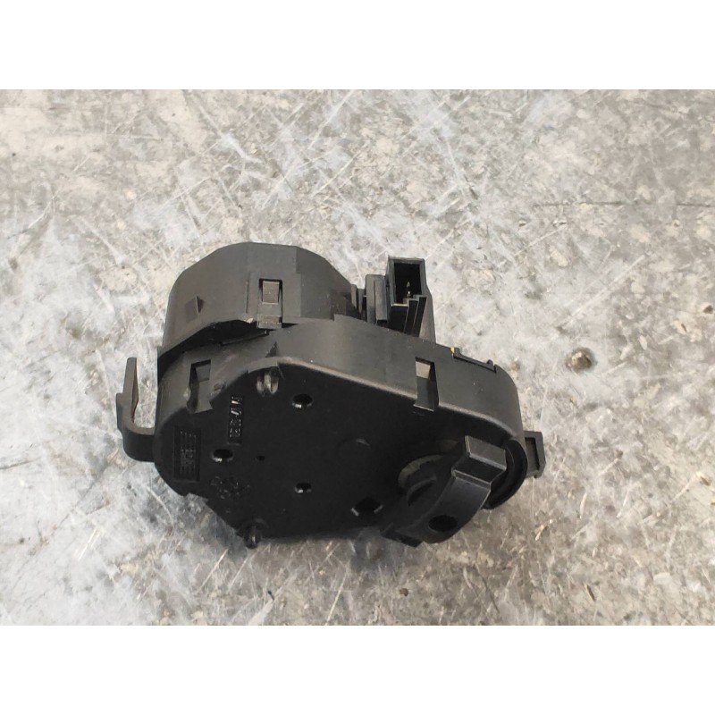 Recambio de motor apertura trampillas climatizador para bmw serie 6 coupe (e63) 4.4 v8 32v cat referencia OEM IAM 69303039  