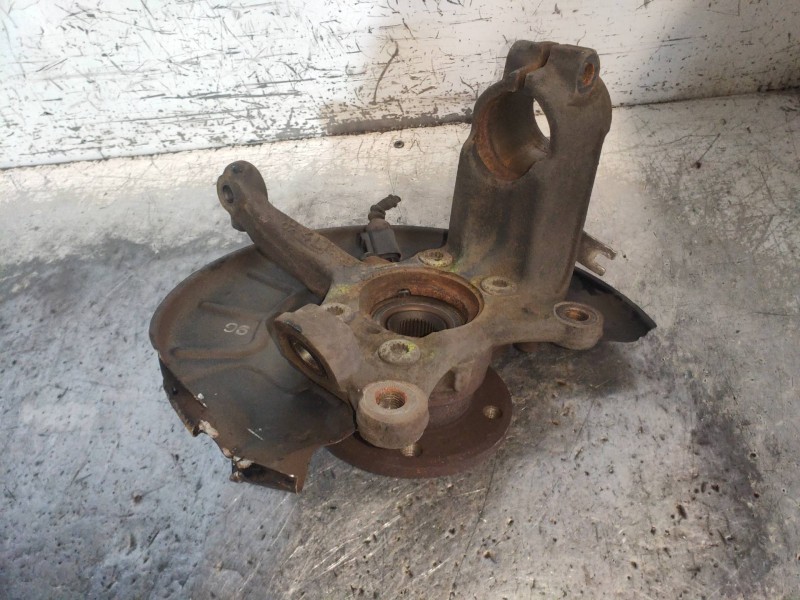 Recambio de mangueta delantera izquierda para volkswagen touran (1t1) conceptline referencia OEM IAM   