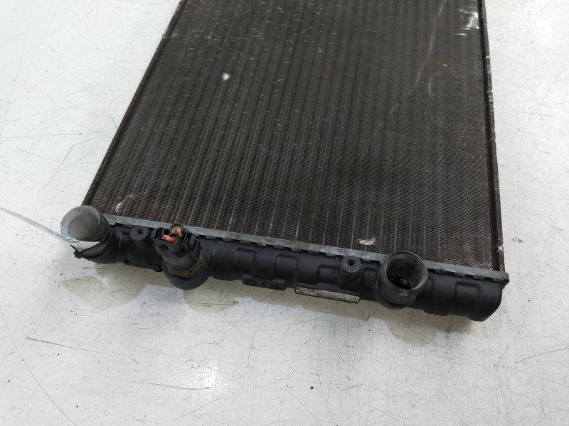 Recambio de radiador agua para volkswagen polo berlina (6n2) 1.4 16v referencia OEM IAM W06N0121201C 850984P 