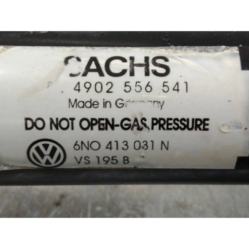 Recambio de amortiguador delantero derecho para volkswagen polo berlina (6n2) 1.4 16v referencia OEM IAM 6N0413031N  