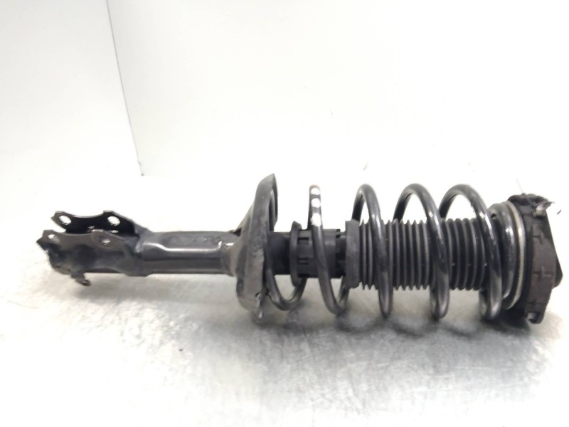 Recambio de amortiguador delantero izquierdo para volkswagen polo berlina (6n2) 1.4 16v referencia OEM IAM 6N0413031N  