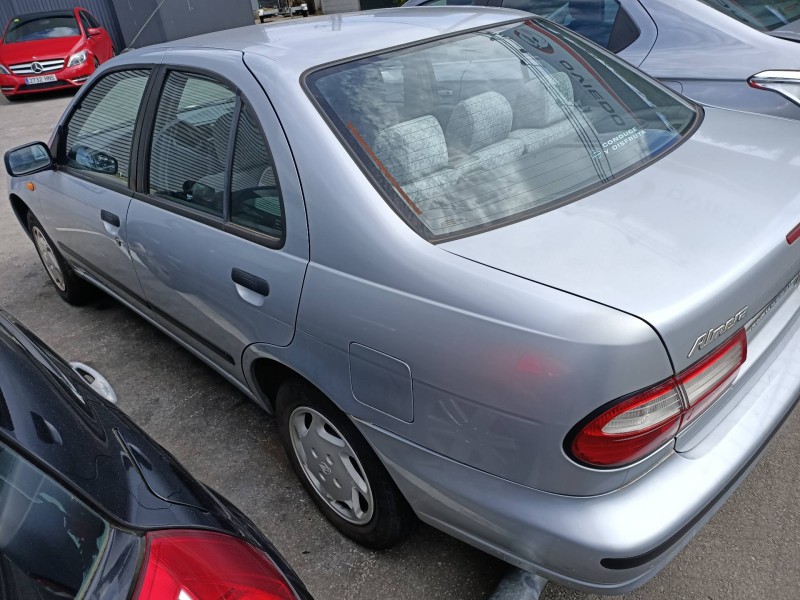 nissan almera (n15) del año 1999