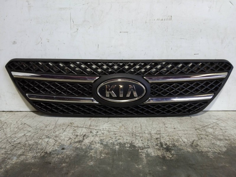 Recambio de rejilla delantera para kia cee´d emotion referencia OEM IAM 863501H000  