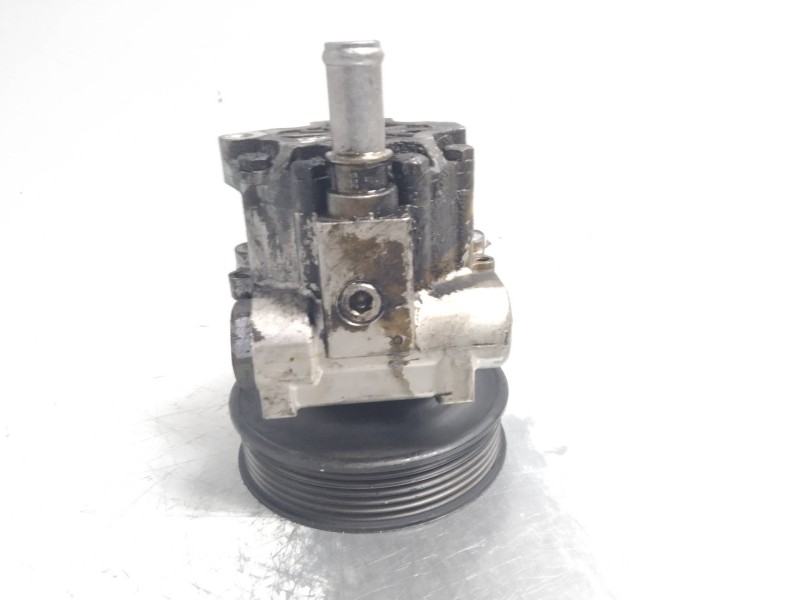 Recambio de bomba direccion para volkswagen polo berlina (6n2) 1.4 16v referencia OEM IAM   