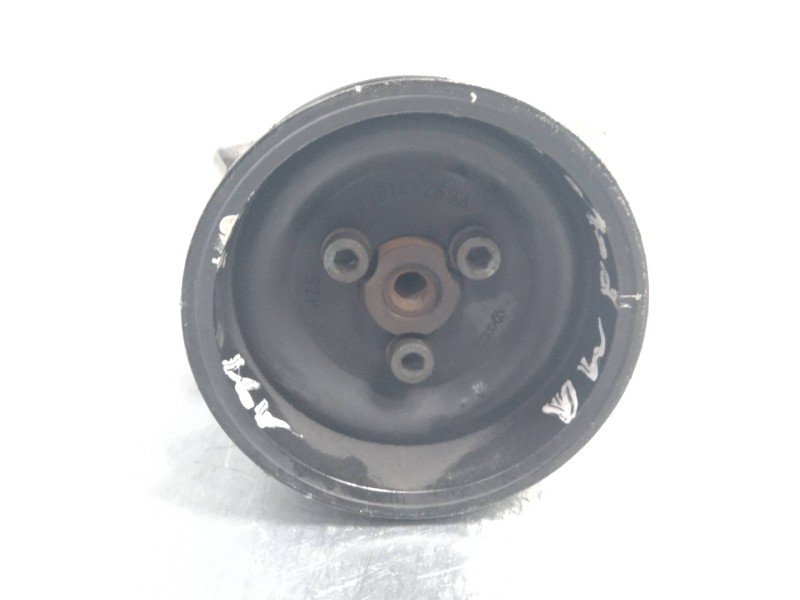 Recambio de bomba direccion para volkswagen polo berlina (6n2) 1.4 16v referencia OEM IAM   