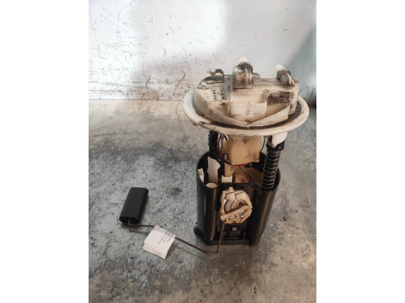 Recambio de bomba combustible para peugeot 607 (s1) pack referencia OEM IAM 09730089900 9638633780 
