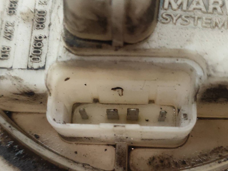 Recambio de bomba combustible para peugeot 607 (s1) pack referencia OEM IAM 09730089900 9638633780 