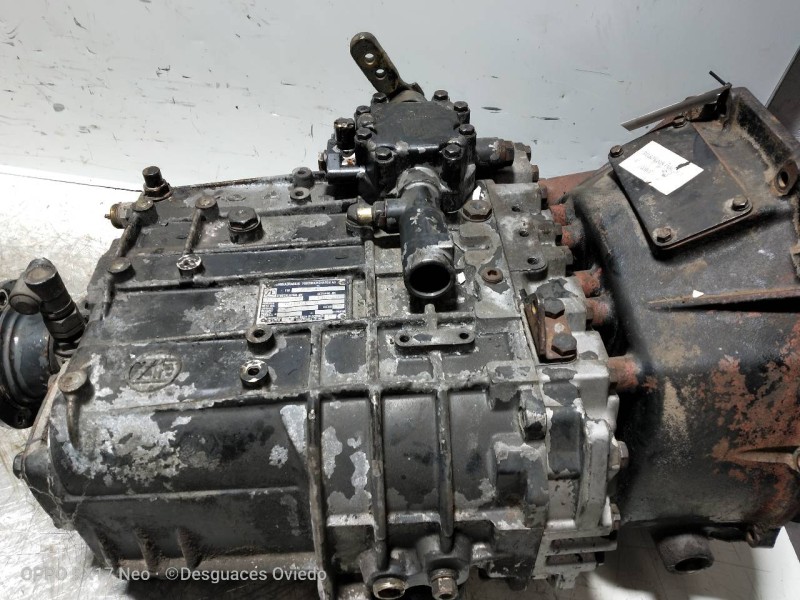 Recambio de caja cambios para nissan m-125 td referencia OEM IAM S636 1290052207 118609