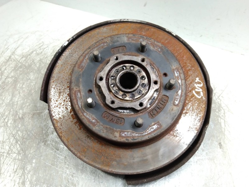 Recambio de mangueta delantera derecha para santana 300 20hdi referencia OEM IAM   