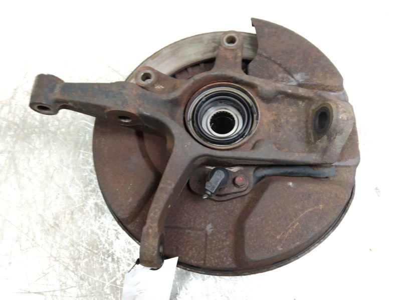 Recambio de mangueta delantera derecha para santana 300 20hdi referencia OEM IAM   