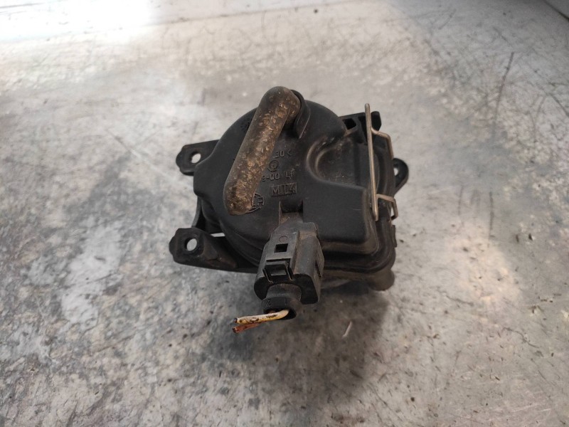 Recambio de faro antiniebla izquierdo para volkswagen polo berlina (6n2) trendline referencia OEM IAM 96404500  