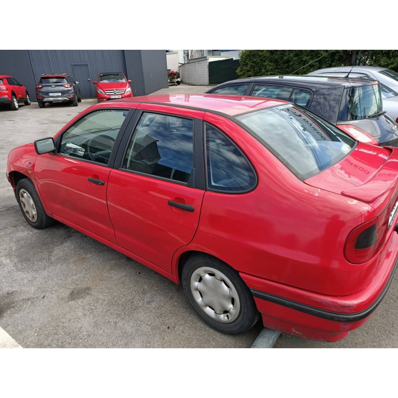 seat cordoba berlina (6k2) del año 1996