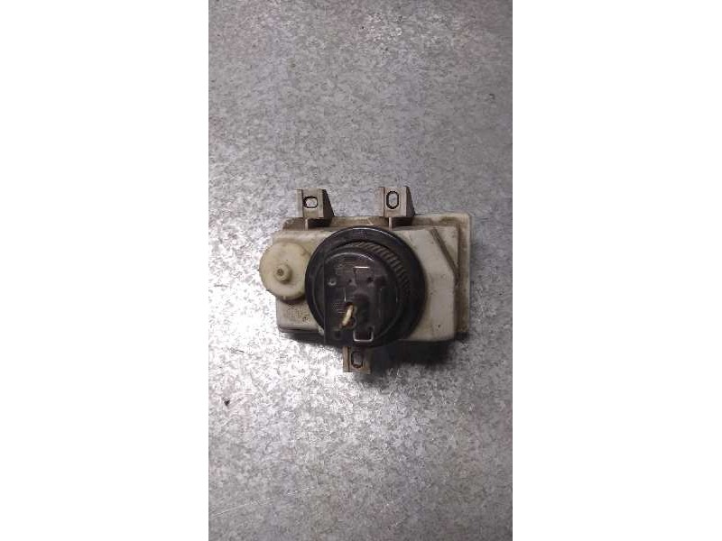 Recambio de faro antiniebla derecho para volkswagen polo berlina (6n1) 1.6 referencia OEM IAM   