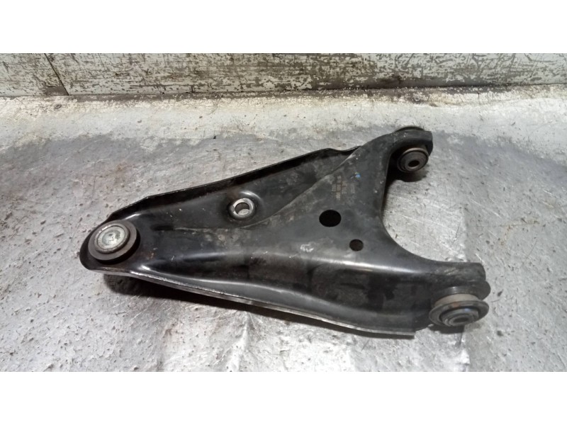 Recambio de brazo suspension inferior delantero izquierdo para dacia dokker ambiance referencia OEM IAM   