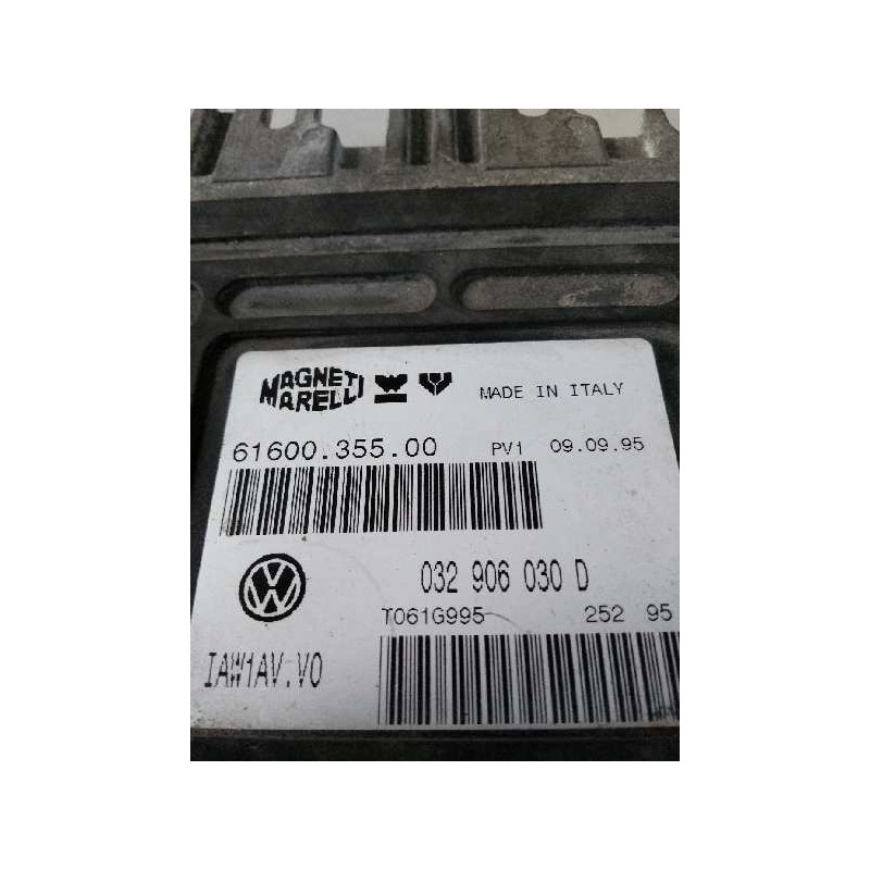 Recambio de centralita motor uce para volkswagen polo berlina (6n1) 1.6 referencia OEM IAM IAW1AVV0 032906030D 6160035500 Recambio de centralita motor uce para volkswagen polo berlina (6n1) 1.6 referencia OEM IAM IAW1AVV0 032906030D 6160035500